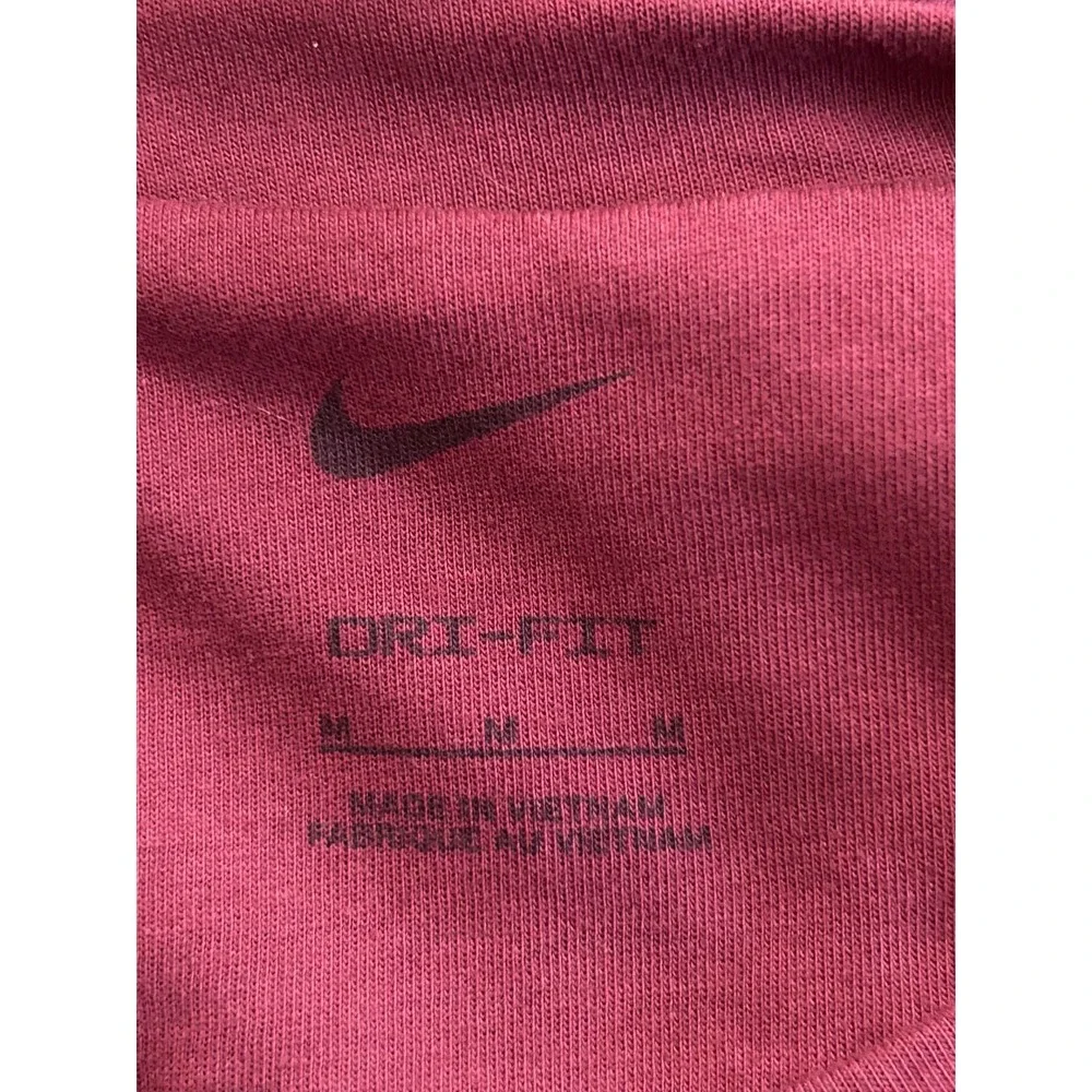 Nike Men's Dri-FIT Sz M  Primary Versatile Fitness  Top Maroon Red